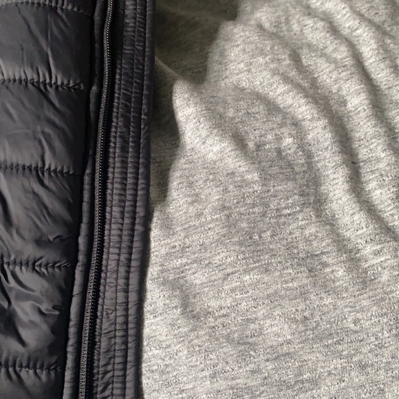 Brand New • Wore once • Roots vest - Picture 4 of 4